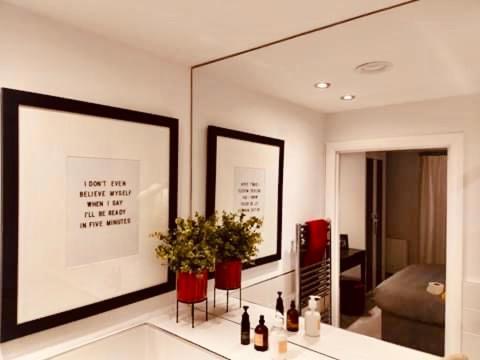 Luxury Business Apartment With Patio By Ah! Living - Birmingham City Centre Exteriör bild